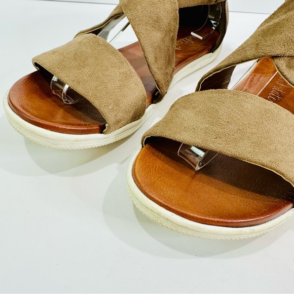 🎀 ALTARD STATE WOMEMS SIZE 9M REAR ZIP MICROFIBER BRUSHED SUEDE STYLE SANDALS - Picture 5 of 14